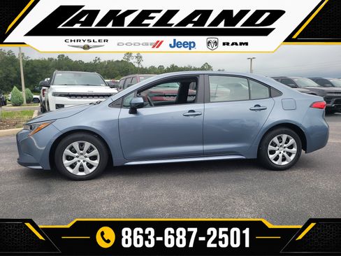Used 2026 Toyota Corolla LE FWD image 7