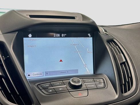 Used 2017 Ford Escape SE w/ Equipment Group 201A AWD/4WD image 13