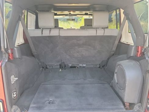 Used 2009 Jeep Wrangler Unlimited Sahara w/ Dual Top Group AWD/4WD image 6