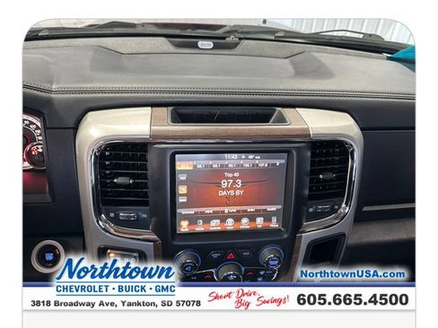 Used 2017 RAM 1500 Laramie w/ Convenience Group AWD/4WD image 19