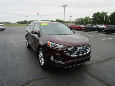 Used 2021 Ford Edge Titanium image 7