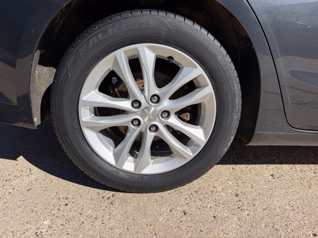 Certified 2017 Chevrolet Malibu LT w/ Leather Package FWD image 15