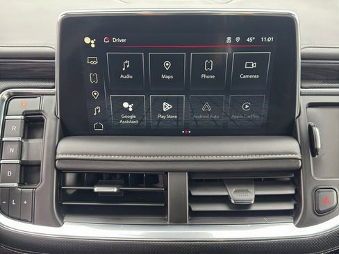 Used 2024 GMC Yukon XL SLT w/ SLT Luxury Package image 20