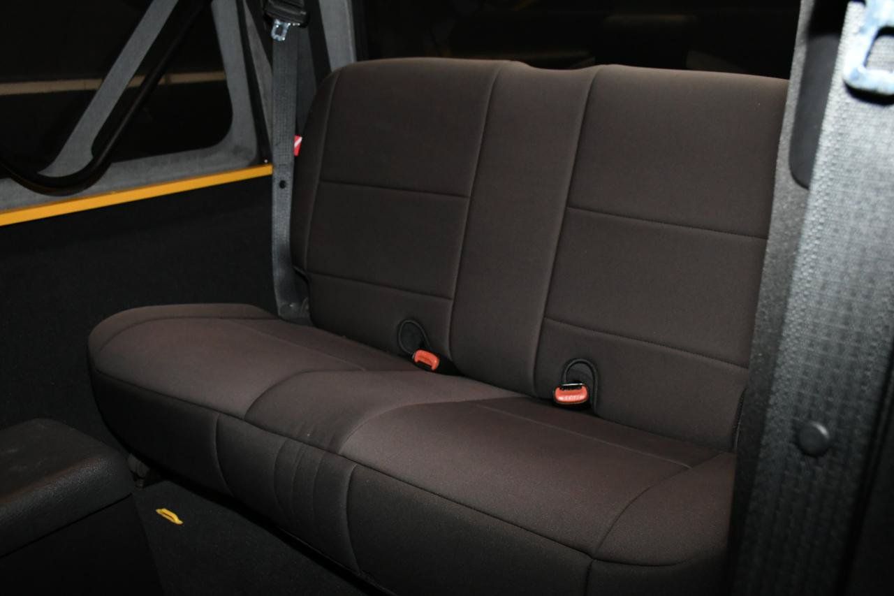 Used 2006 Jeep Wrangler X AWD/4WD image 38