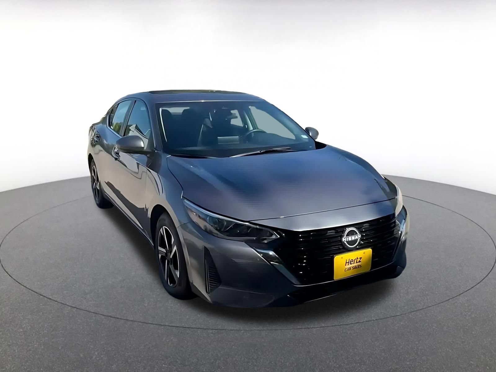 Used 2025 Nissan Sentra SV FWD image 3