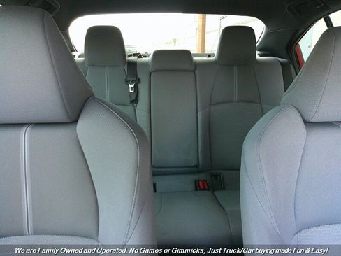 Used 2021 Toyota Corolla SE w/ Carpet Mat Package (TMS) image 20