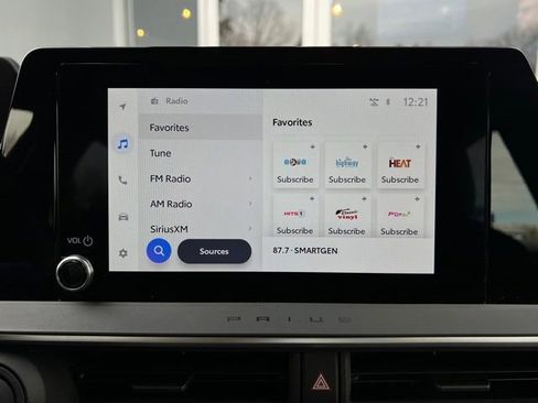 Used 2024 Toyota Prius XLE image 18