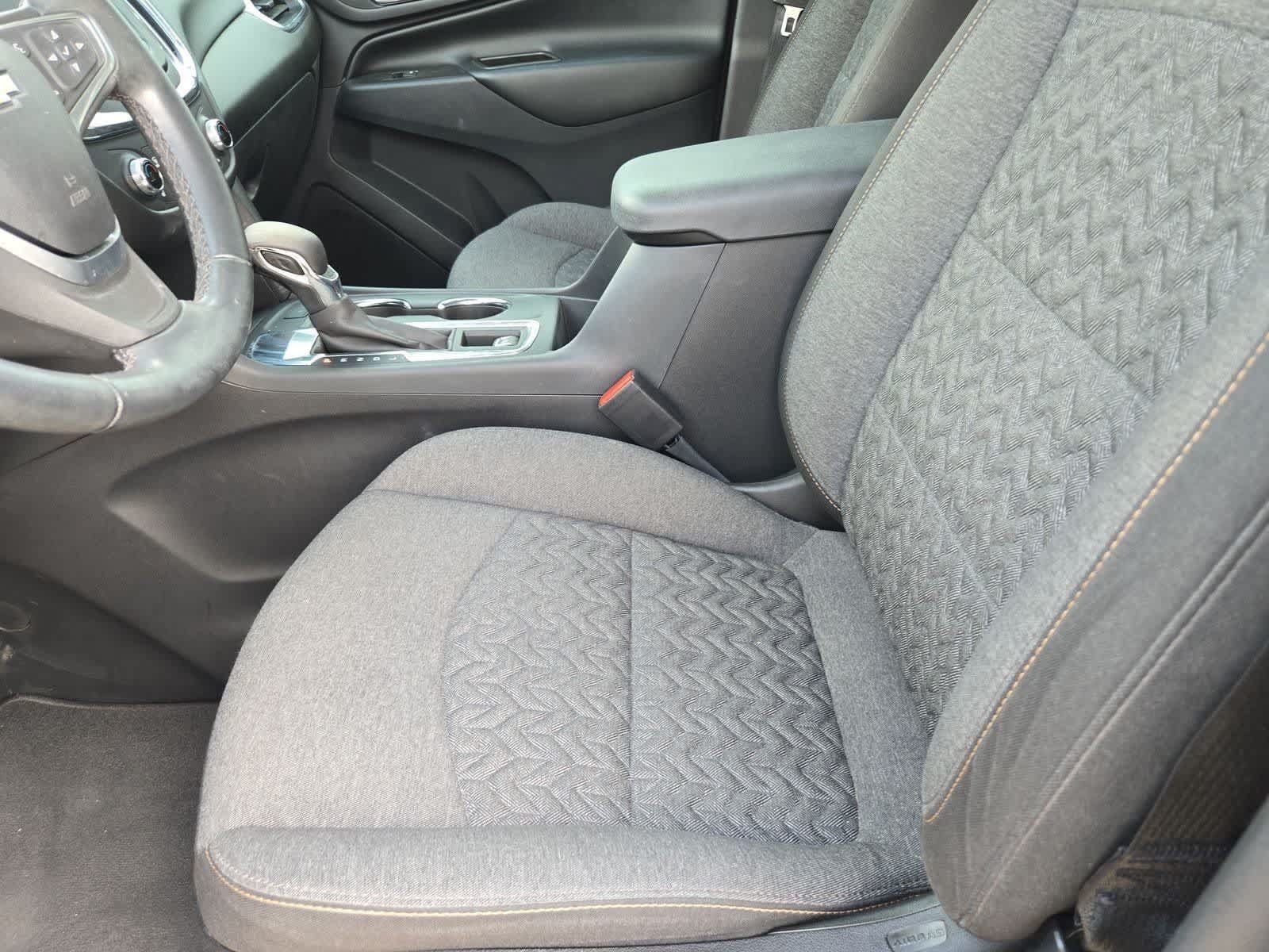 Used 2023 Chevrolet Equinox LT FWD image 14