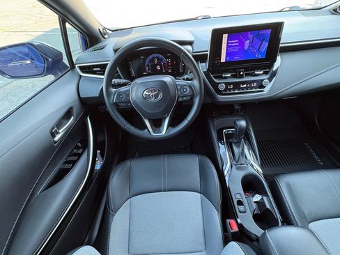 Used 2023 Toyota Corolla XSE FWD image 4