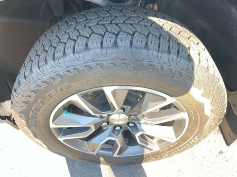 Used 2024 Chevrolet Silverado 1500 LT w/ Z71 Off-Road Package image 33