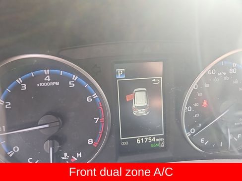 Used 2018 Toyota RAV4 XLE image 9