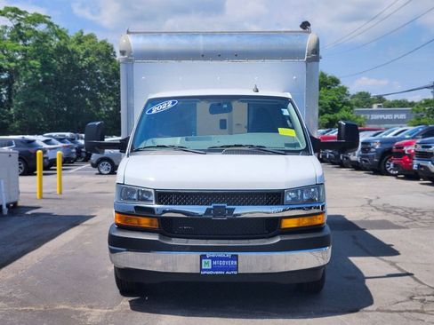 Used 2022 Chevrolet Express 3500 w/ Power Convenience Package RWD image 8