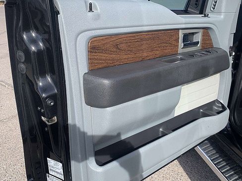 Used 2013 Ford F150 Lariat w/ Mid Equipment Group image 22