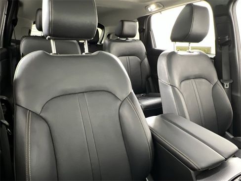 Certified 2025 MAZDA CX-90 3.3 Turbo w/ Premium Sport Pkg image 25