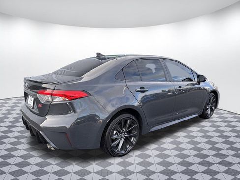 Used 2024 Toyota Corolla SE w/ SE Premium Package FWD image 7