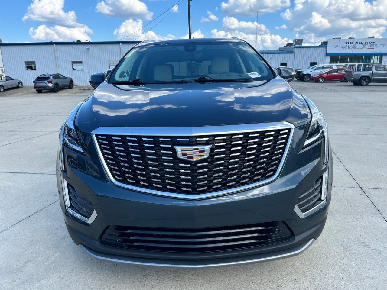 Used 2021 Cadillac XT5 Premium Luxury FWD image 5
