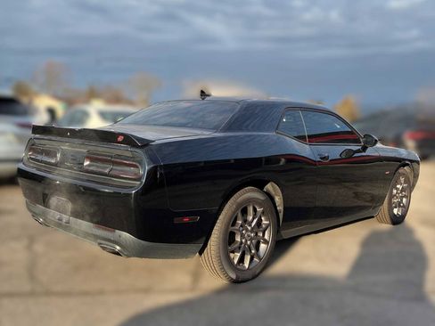 Used 2018 Dodge Challenger GT image 4
