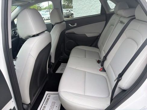 Used 2022 Hyundai Kona Limited AWD/4WD image 15