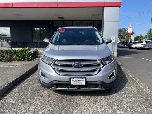 Used 2018 Ford Edge SEL w/ Equipment Group 201A AWD/4WD image 2