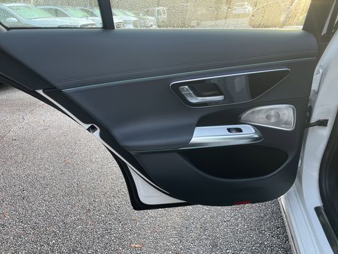 Certified 2025 Mercedes-Benz E 350 4MATIC Sedan image 39