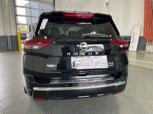 New 2026 Nissan Rogue Platinum w/ Platinum Premium Package image 6