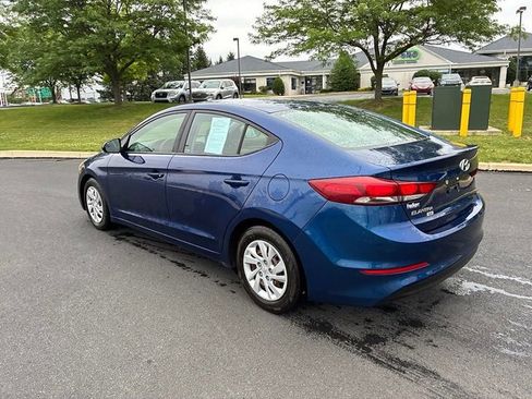 Used 2018 Hyundai Elantra SE FWD image 12