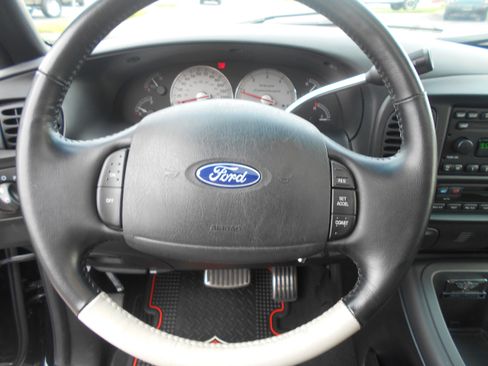 Used 2003 Ford F150 Harley-Davidson image 4