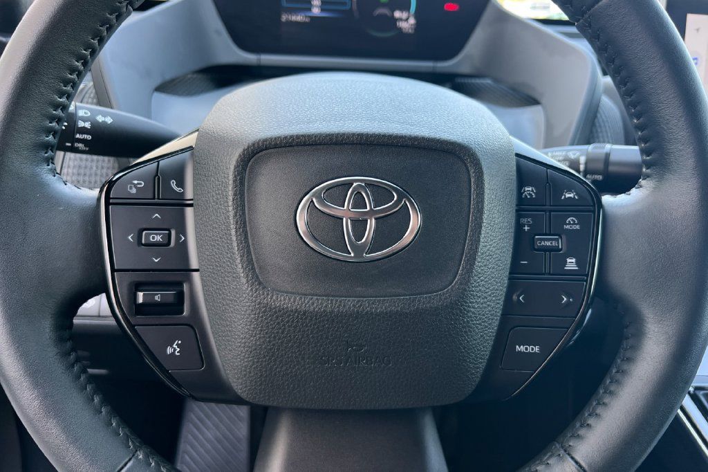 Used 2023 Toyota bZ4X AWD image 26