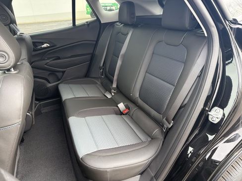 New 2026 Chevrolet Trax LT image 25