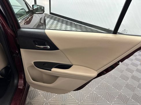Used 2013 Honda Accord LX image 16