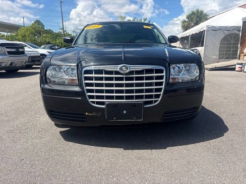 Used 2007 Chrysler 300 RWD image 8