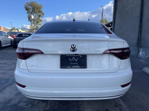 Used 2019 Volkswagen Jetta SE FWD image 8
