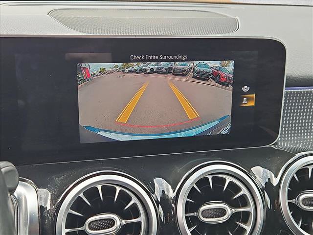 Used 2020 Mercedes-Benz GLB 250 image 19