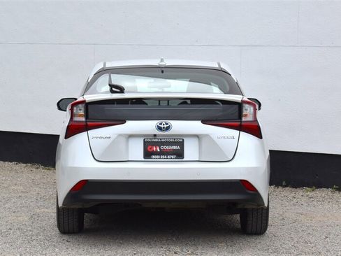 Used 2022 Toyota Prius LE FWD image 4