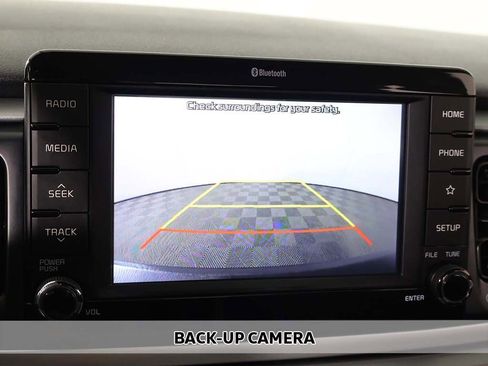 Used 2020 Kia Rio S image 3