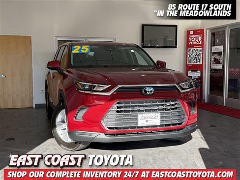 Certified 2025 Toyota Grand Highlander AWD image 1