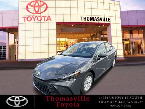 New 2025 Toyota Camry LE w/ Convenience Package image 1