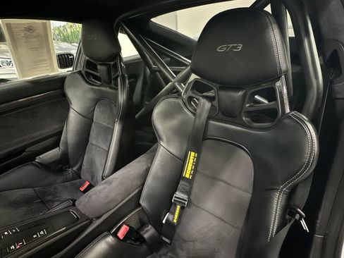 Used 2015 Porsche 911 GT3 RWD image 13
