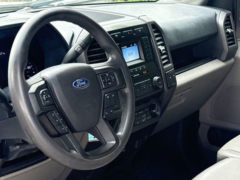 Used 2022 Ford F250 XL w/ Power Equipment Group image 18