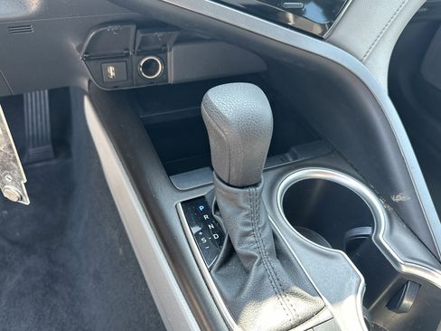 Used 2023 Toyota Camry LE image 29