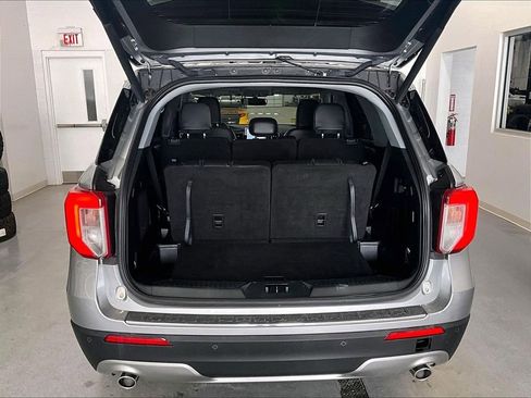 Used 2023 Ford Explorer Limited image 36