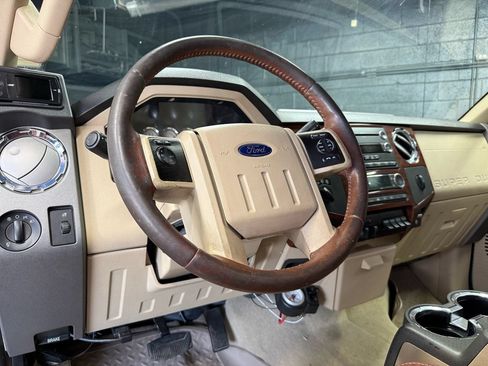 Used 2010 Ford F250 King Ranch AWD/4WD image 10