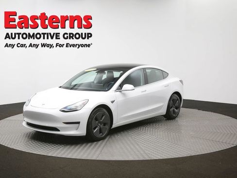Used 2020 Tesla Model 3 Standard Range Plus RWD image 54