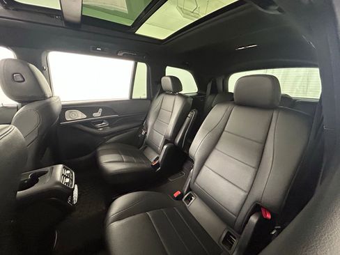 Used 2022 Mercedes-Benz GLS 450 4MATIC w/ AMG Line Exterior image 34