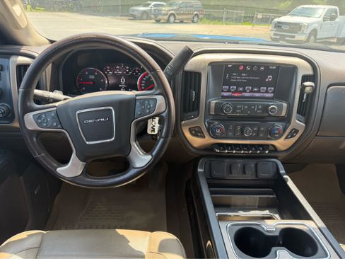 Used 2016 GMC Sierra 3500 Denali w/ Duramax Plus Package AWD/4WD image 13
