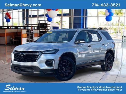 Used 2022 Chevrolet Traverse Premier w/ Redline Edition image 1