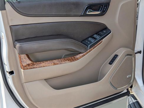 Used 2020 Chevrolet Tahoe Premier image 17