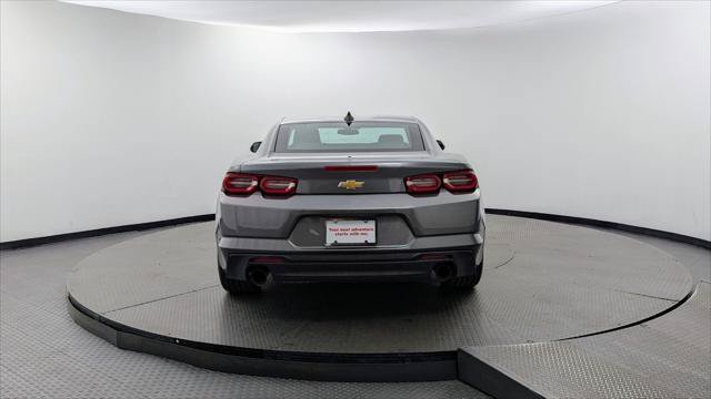 Used 2019 Chevrolet Camaro LT RWD image 7