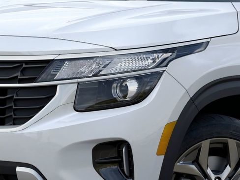 New 2026 Kia Seltos LX AWD/4WD image 10