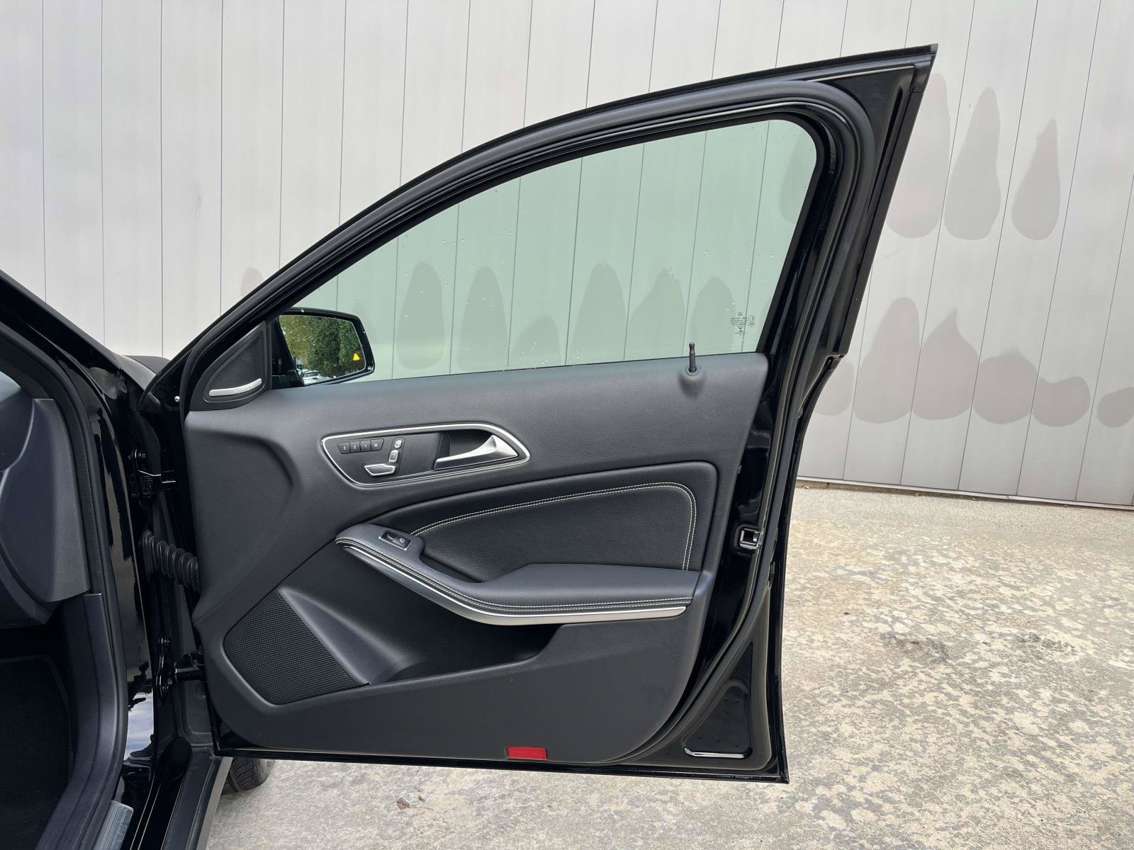 Used 2019 Mercedes-Benz GLA 250 4MATIC image 57